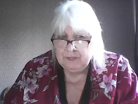 Alexia64231 élő XXX-chatje