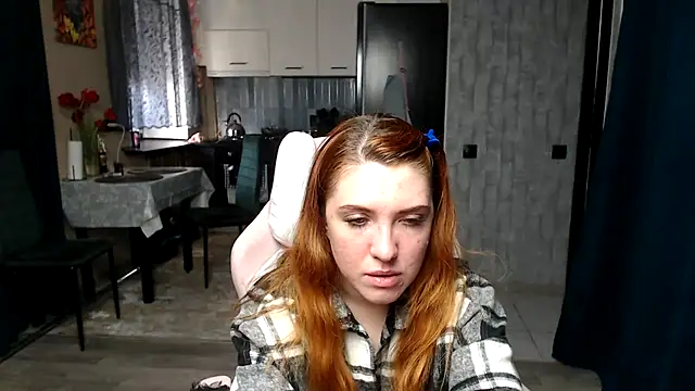 Czat XXX na żywo – Reginasmilee