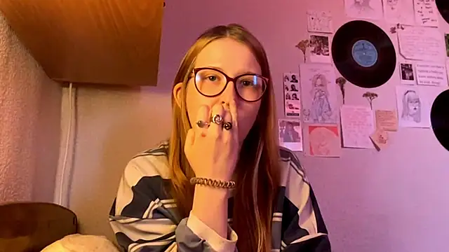 LaureenVielma's Live XXX Chat