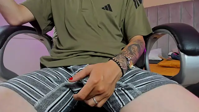 Nascary_Fox Adlı Modelin Canlı XXX Sohbeti
