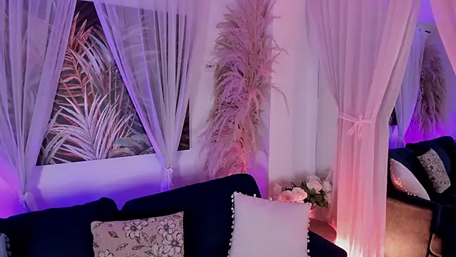 Nicolle_W's Live XXX Chat