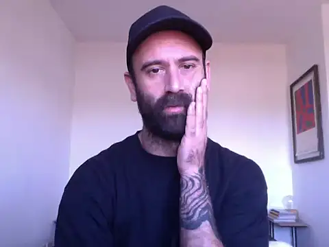 Chat XXX en directo de BICHAOOSIETE