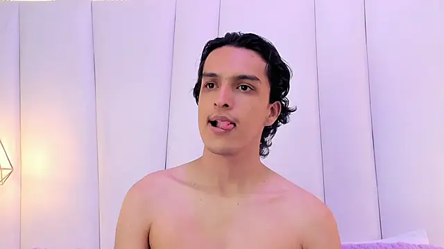 yoiirchi Live XXX-Chat