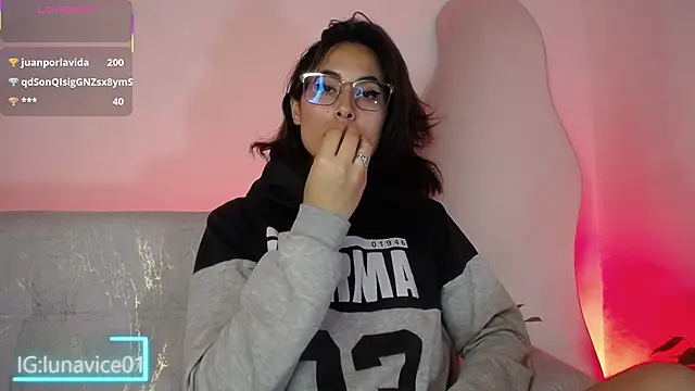 LunaVice_'s Live XXX Chat