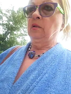 Chat XXX ao vivo de Hot-Muci