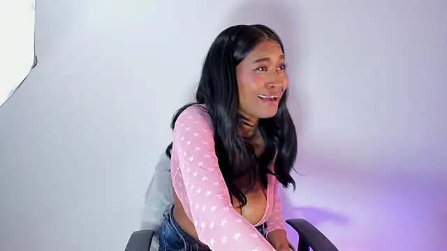 ALISSA_SMITH_'s Live XXX Chat