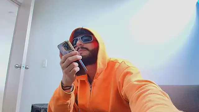 Živý XXX chat thomas_gun