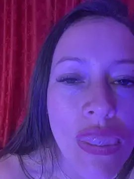 Chat +18 de SamiiContreras_ ao vivo