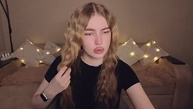 ViolettaLopez 现场XXX聊天