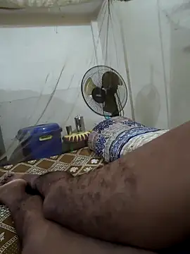 Pertunjukan Kamera Web DIRTY_SMEGMA_DICK_4_PIGS