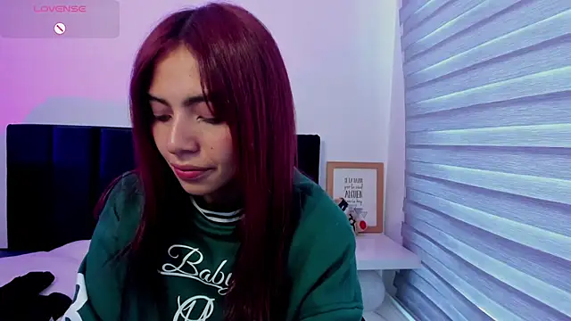 melanie_roux__ Chat XXX in diretta
