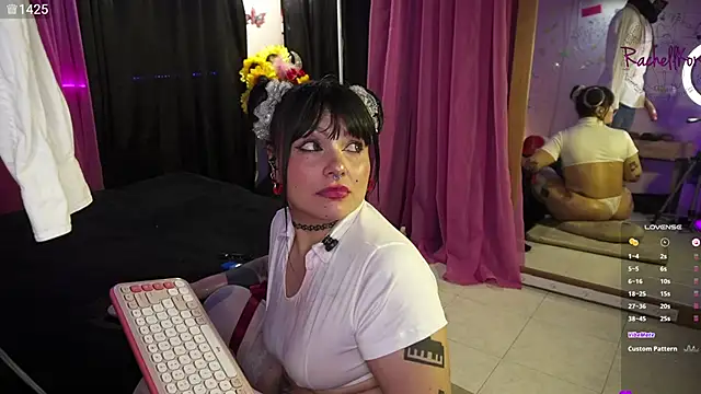 Онлайн чат XXX Rachellkors