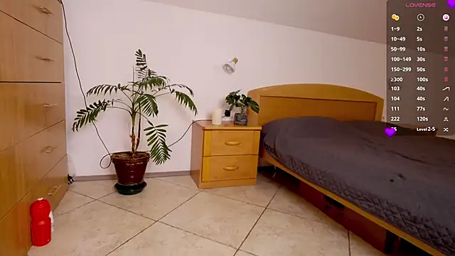foxeslovefoxes webkamerás műsora