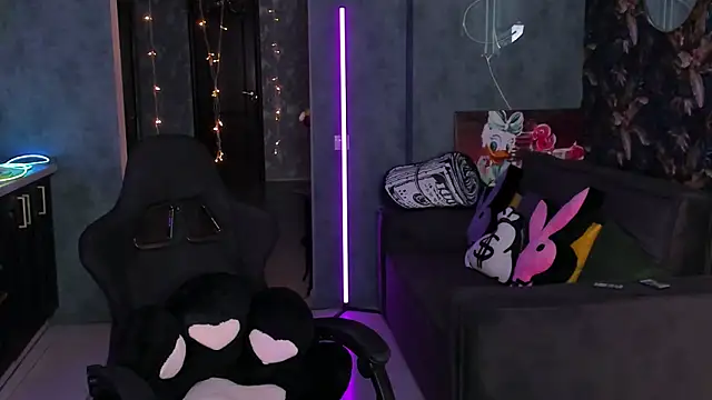 Blckmirrorr's Live XXX Chat