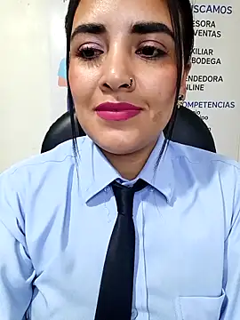 MAYE__13 লাইভ XXX চ্যাট
