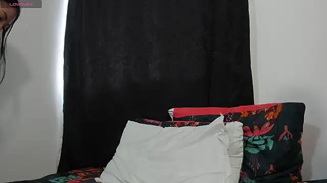 Cintya_n_RogerのライブXXXチャット