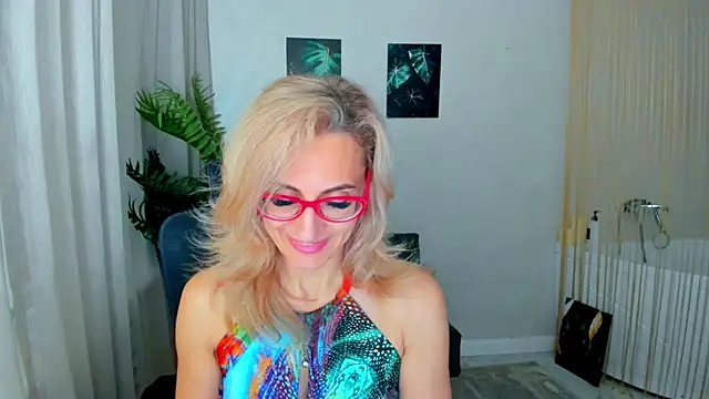 MuseOfStage live XXX chat