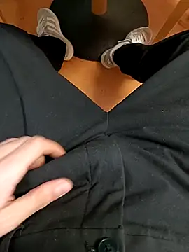 Fun_yacine 在線直播表演