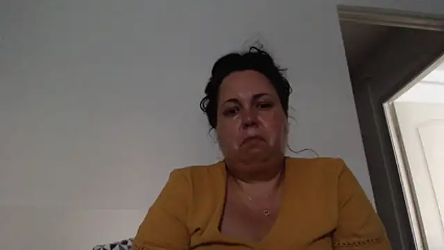 WendyRhoades: απευθείας συνομιλία ΧΧΧ