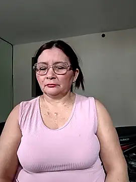 marfil_milf 网络视讯表演
