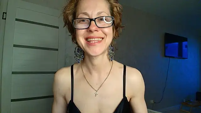 Živý XXX chat LioraWeiss