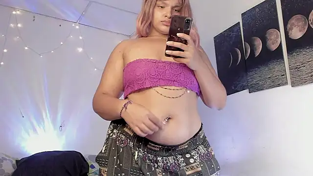 Chat +18 de chloe_kisses ao vivo