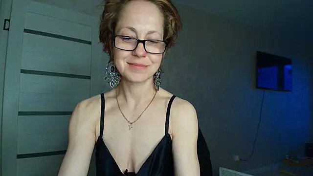 Chat XXX en directo de LioraWeiss