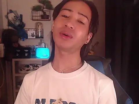 Erin_23 现场XXX聊天