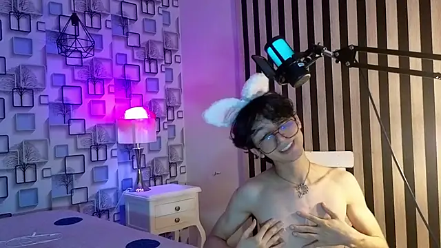 Twink_Sebas7 – Kamerová šou