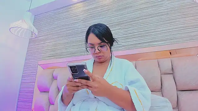 Chat +18 de ashanti_shull ao vivo