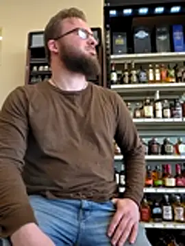 bear8t – Naživo XXX chat