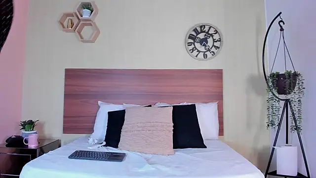 Emillywoodss 라이브 XXX 채팅