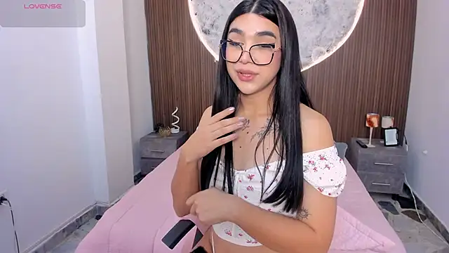RoseCassie Live XXX-chat