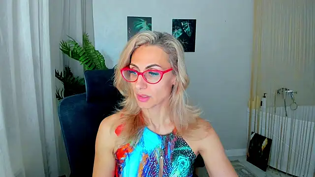 MuseOfStage's Live XXX Chat