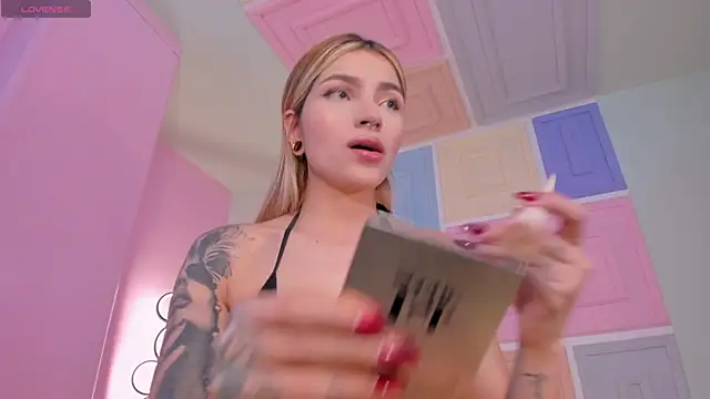 LexieWayne's Live XXX Chat