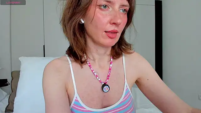 Živý XXX chat YourSexyNeighbour