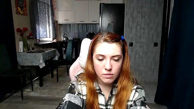 XXX chat uživo modela Reginasmilee