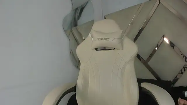 honeyhtx 现场XXX聊天