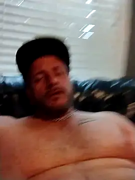 ShaneJames11 Show in webcam