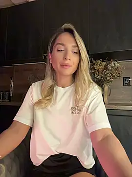 Ivy_Bae Pertunjukan Webcam
