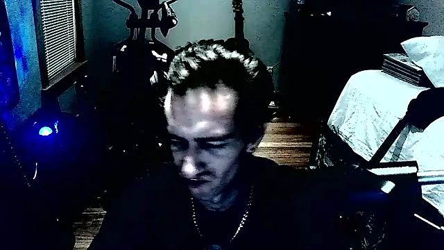 LEVIATHANX666 – Naživo XXX chat