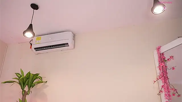 mili_moon_ Live XXX Chat