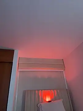 ArianaReynoldss Live XXX-Chat