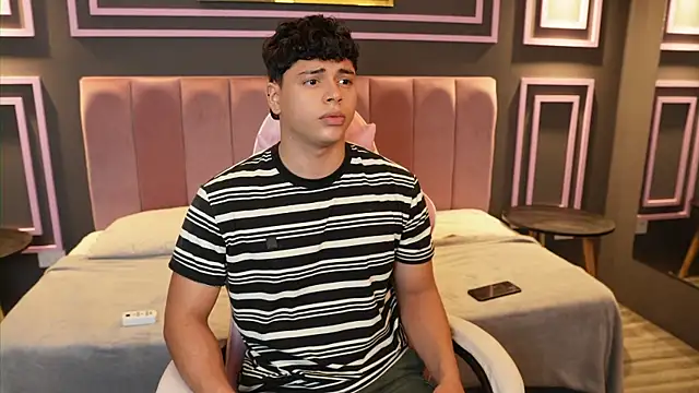 Chat XXX en directo de Ethan_occonor