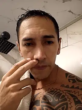 Pokazy przed kamerką – Joylopez_fit