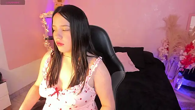 Julieth_Caandy – Naživo XXX chat