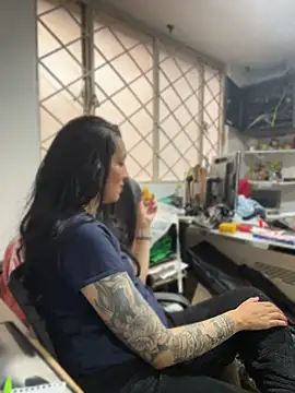 Show modela SALOME_KORLAND na web-kameri