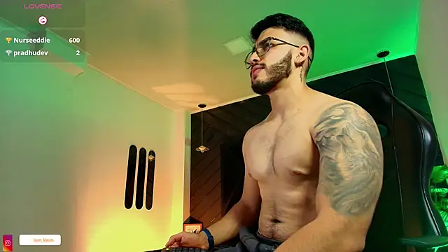 دردشة Liam_Kleiin الجنسية المباشرة
