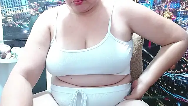 tila_nastyy élő XXX-chatje
