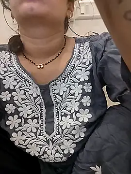 KAJALBHABHI_のウェブカメラショー